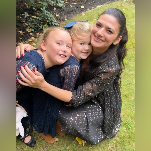 Aritzia Sunday Best dress - Picture 4 of 6